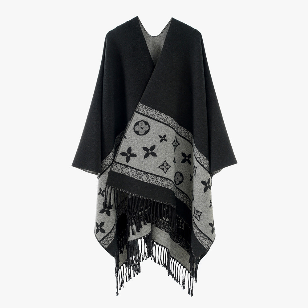Damen Oversize‑Rechteckponcho aus Wollmix mit eingewebter Jacquardbordüre und Fransensaum – Avérine