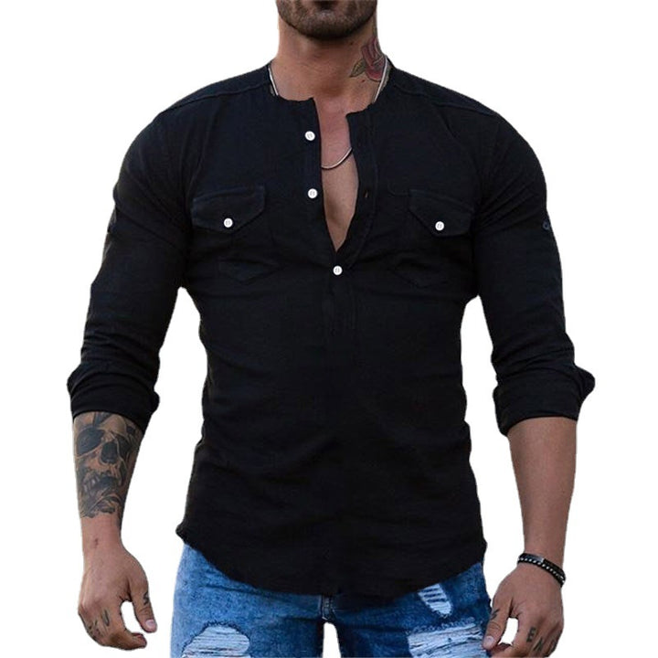 Herren Schmal geschnittenes Henleyshirt mit Brusttaschen und halber Knopfleiste Echoarchiv