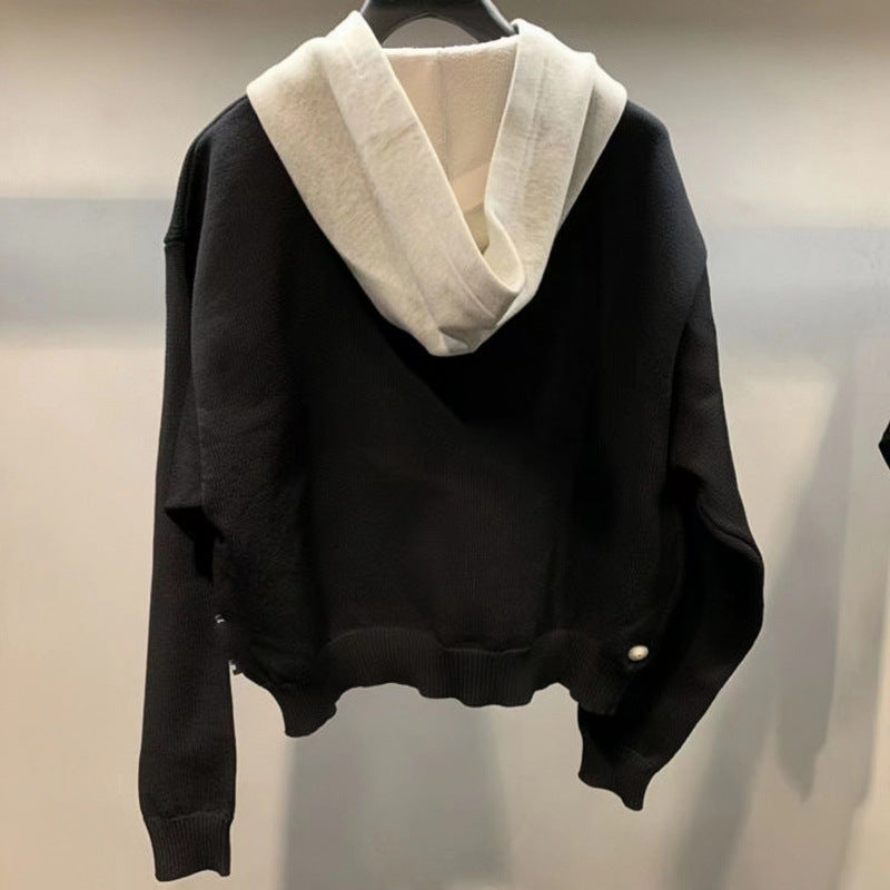 Unisex Grobgestricktes Lagenlook-Sweatshirt mit Kontrastkapuze und Kängurutasche Echoarchiv