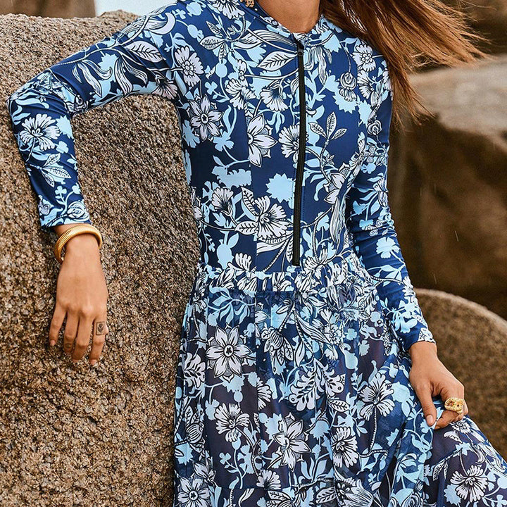 Damen eleganter Badeanzug mit langem Ärmel und schickem Überrock Echo Archiv