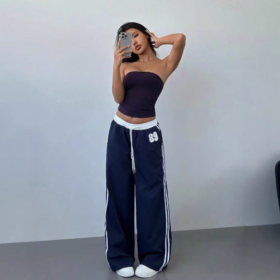 Damen Sportliche Jogginghose mit seitlichen Streifen Echo Archiv