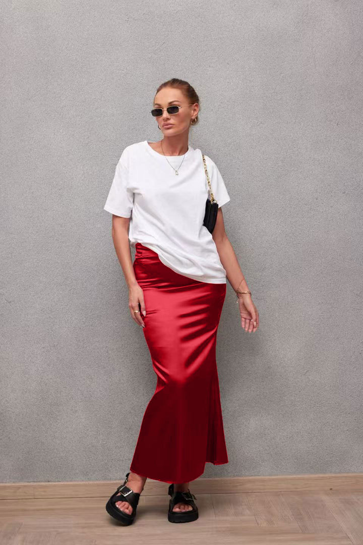 Damen Eleganter Maxirock aus glänzendem Satin mit hohem Schlitz Echo Archiv