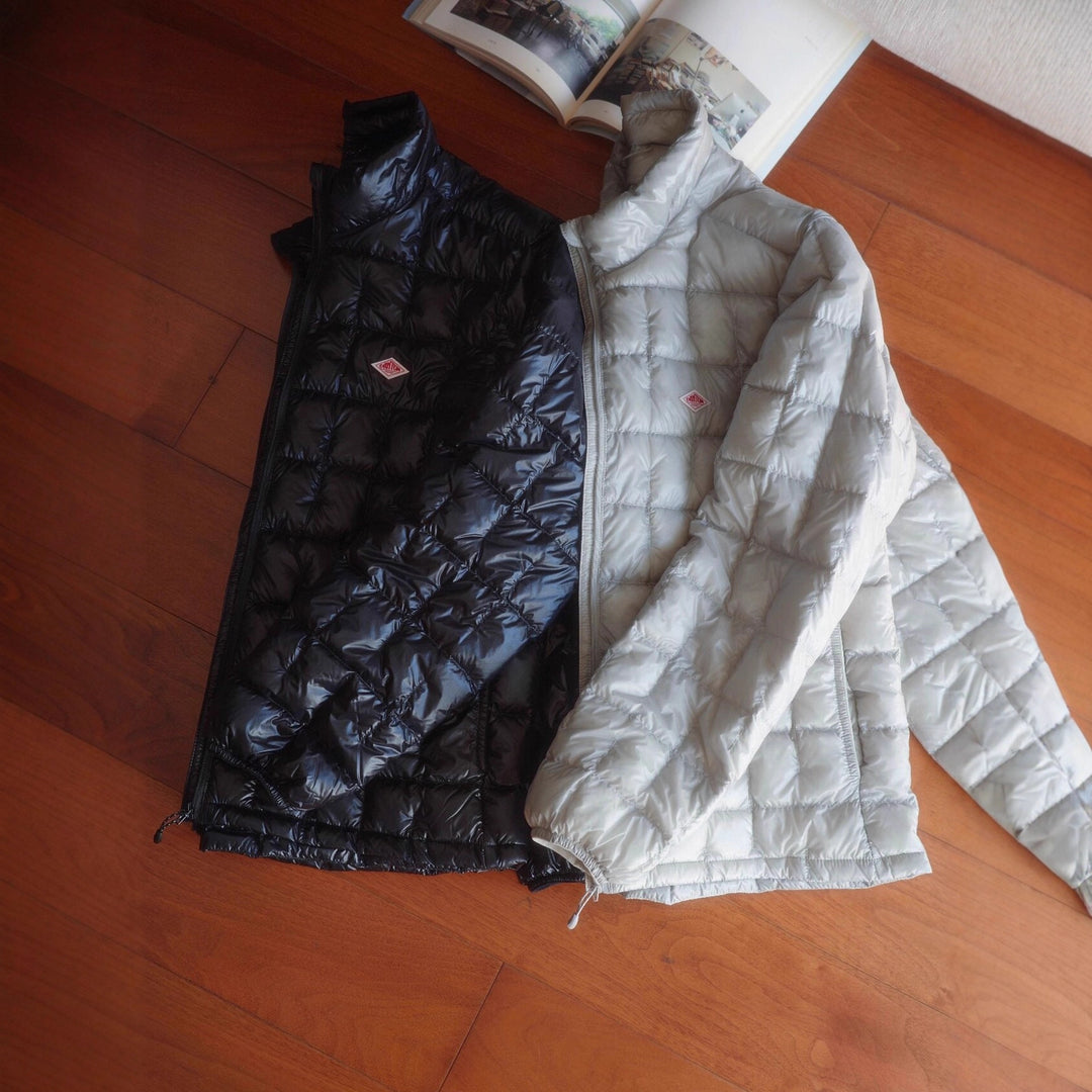 Damen Modische Steppjacke mit glänzender Oberfläche Echoarchiv