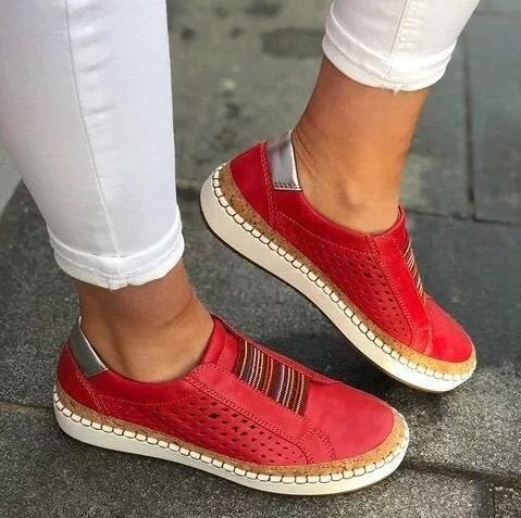 Damen perforierte Slipper-Sneaker mit Elastikeinsatz und Korkoptik-Plateau Echo Archiv