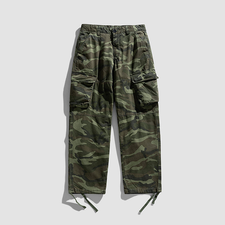 Herren Camouflage-Cargo-Hose im Loose-Fit mit Multifachtaschen, Tunnelzug und verstellbaren Beinabschlüssen Echo Archiv