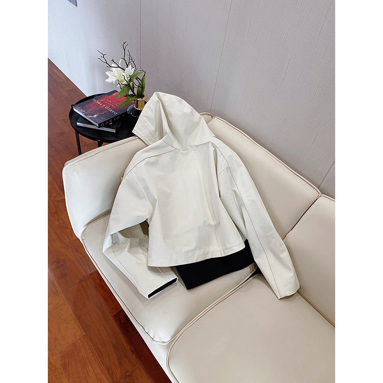 Damen Kurze Kapuzenjacke mit Mesh-Futter, verdeckter Reißverschluss und Kontrastdetails Echo Archiv