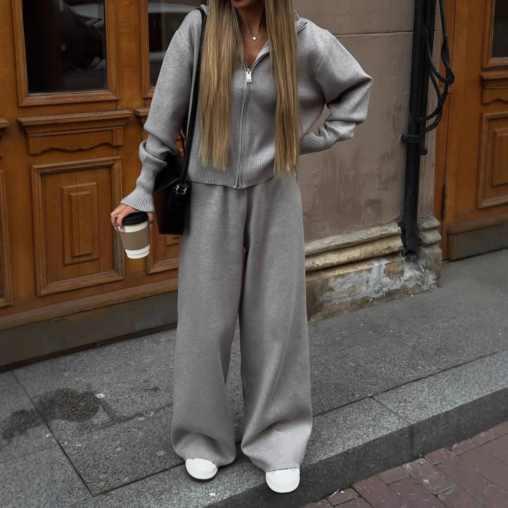 Damen nan gestricktes Loungewear-Zweiteiler mit kurzem Reißverschluss-Cardigan und weitem Highwaist-Hosenbein Echo Archiv