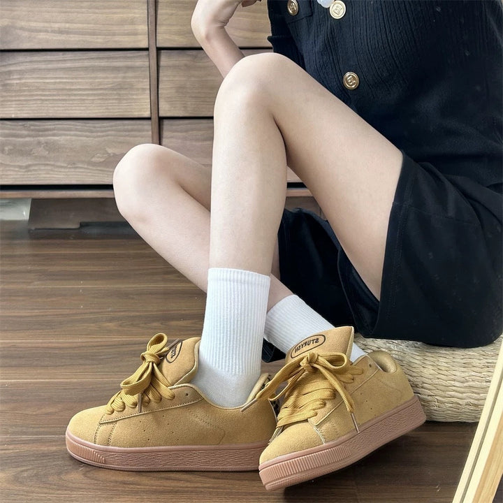 Damen Sneaker aus hochwertigem Wildleder mit weicher Dämpfung Echo Archiv