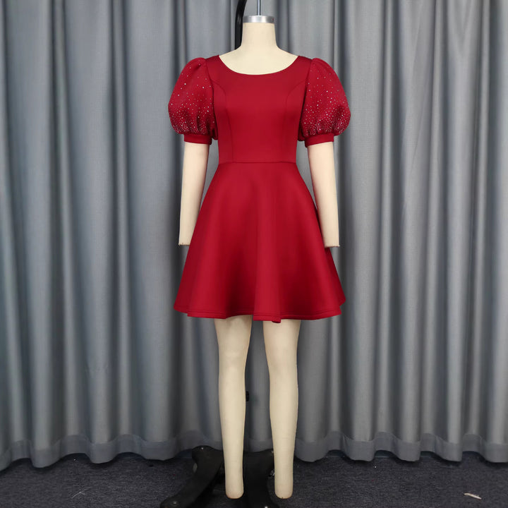 Damen A-Linien Kleid mit glamourösen Puffärmeln und Perlenapplikationen Echo Archiv