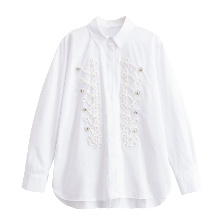 Damen Oversized-Bluse mit dekorativen Froschverschlüssen und Hemdkragen Echoarchiv
