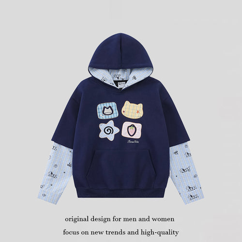 Damen Kapuzensweatshirt mit Lagenoptik, Kängurutasche und verspielten Patch‑Applikationen Echoarchiv