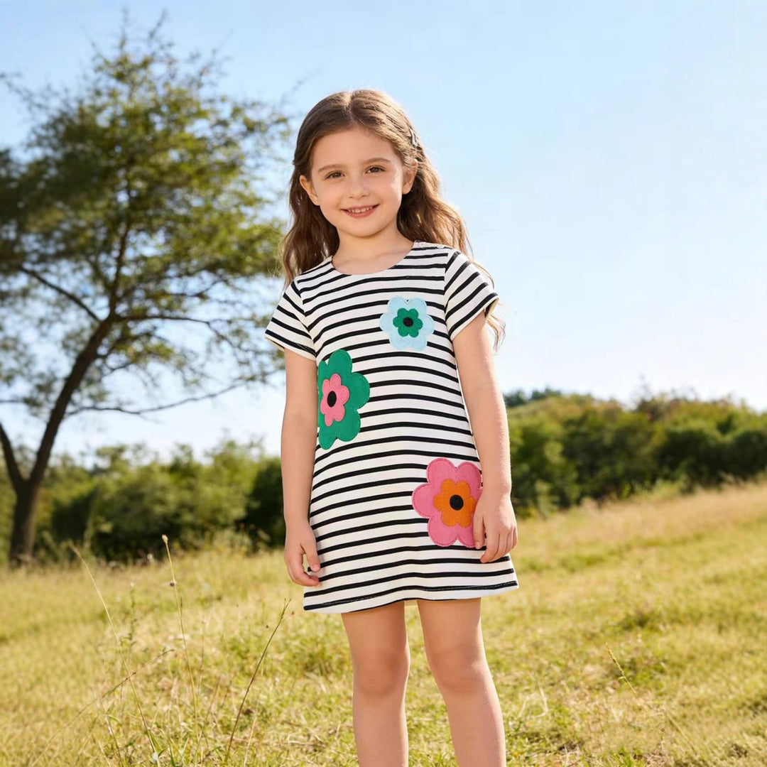 Mädchen T-Shirt Kleid mit bunten Blumenapplikationen Echo Archiv