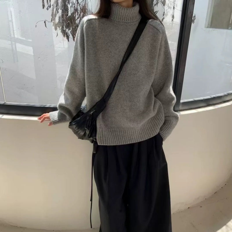 Damen Rollkragenpullover aus feinem Wollmix mit geradem Schnitt und breitem Rippkragen Echoarchiv