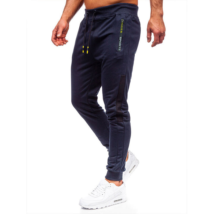 Herren Sportliche Jogginghose mit atmungsaktivem Material und reflektierenden Elementen Echoarchiv