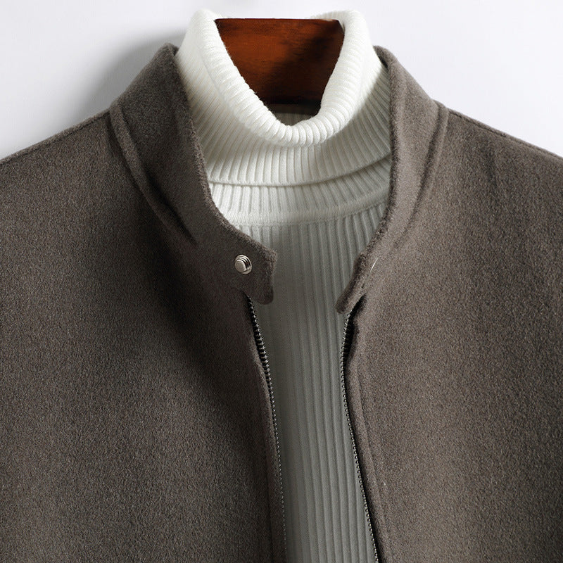 Herren Elegante Kurzjacke aus Wollmix mit Stehkragen, verdecktem Reißverschluss und konturierten Eingrifftaschen Echoarchiv