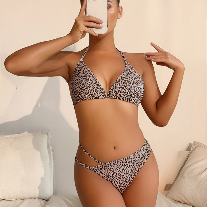 Damen Triangel-Bikini mit verstellbaren Trägern und modischem Leopardenmuster Echo Archiv