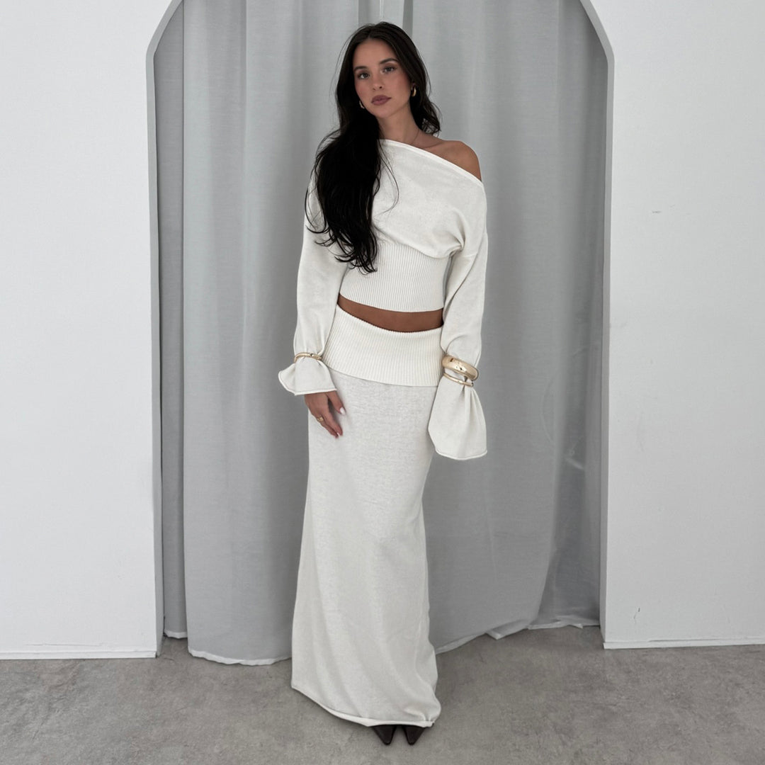 Damen nan schulterfreies Kurz-Cropped-Strickoberteil mit breite(r)m Rippenbund und taillierender Passform Echo Archiv