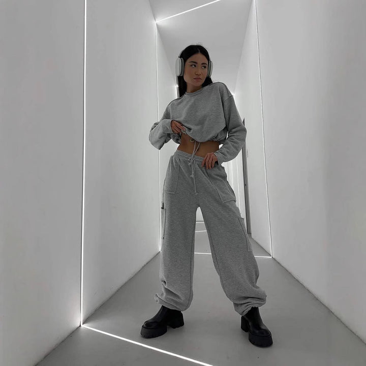 Damen kurzes Sweatshirt mit Kordelzug und Oversize-Ärmeln – Avérine