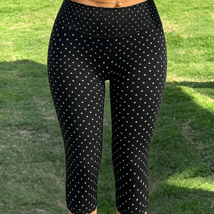Damen Sportliche 3/4-Leggings mit Y-förmigen Nähten und Anti-Cellulite-Effekt Echo Archiv