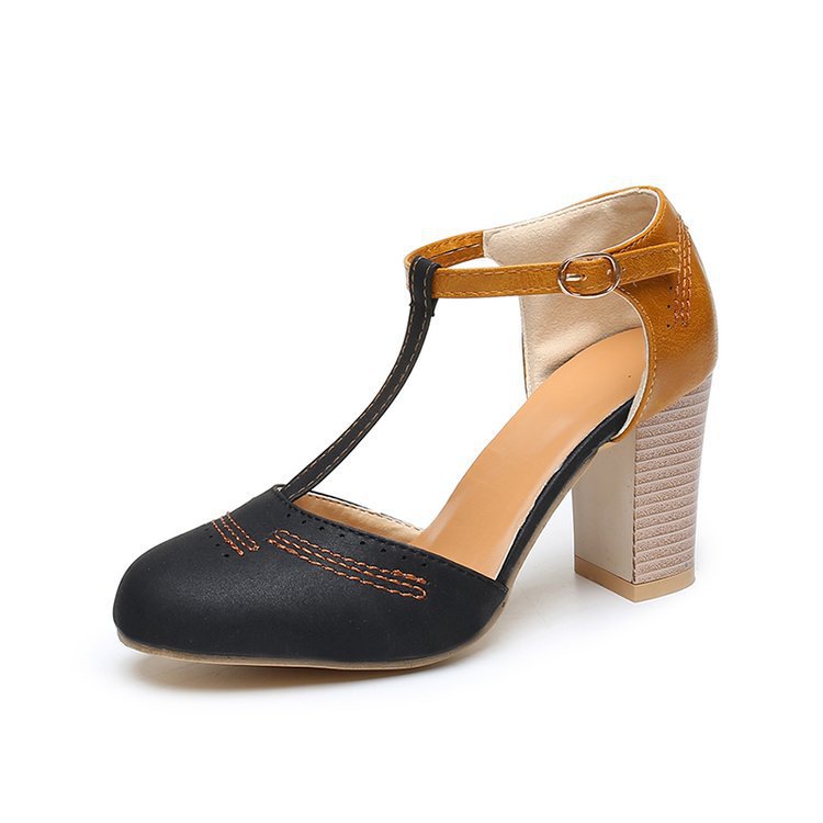 Damen T‑Strap Pumps mit mittelhohem Blockabsatz und dekorativer Ziernaht Echo Archiv