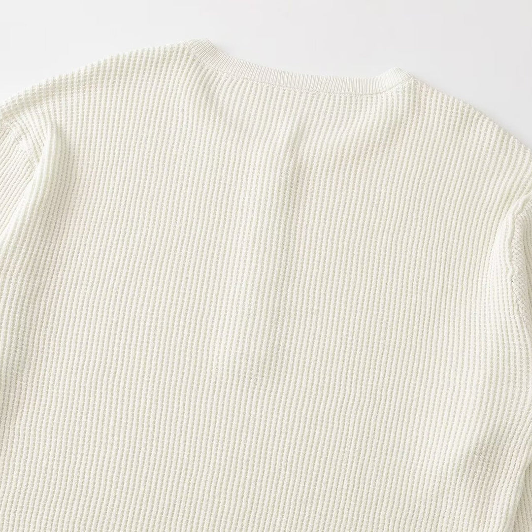 Damen Grobgestrickter Waffelstrick-Pullover mit Henley-Knopfleiste Echoarchiv