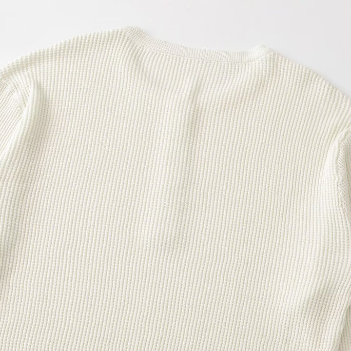 Damen Grobgestrickter Waffelstrick-Pullover mit Henley-Knopfleiste Echoarchiv