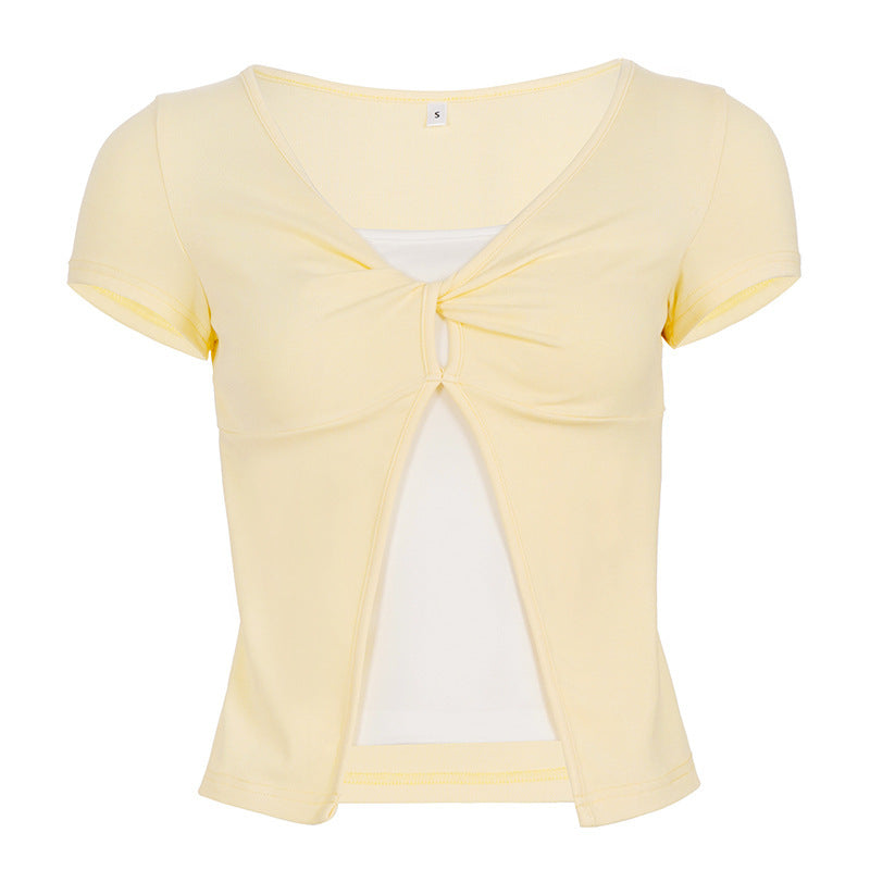 Damen Süßes kurzes T-Shirt mit Knoten-Design und Cut-out-Details Echo Archiv