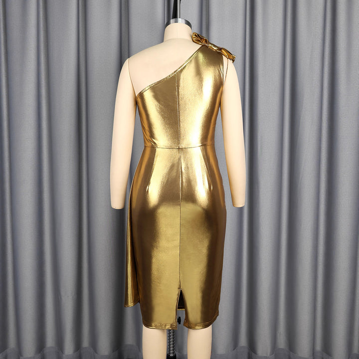 Damen Elegantes Abendkleid mit asymmetrischem Schnitt und voluminösem Drapierungselement Echo Archiv