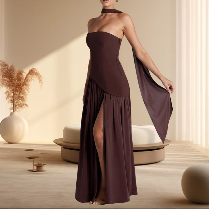 Damen Elegantes Abendkleid mit seitlichem Schlitz und schulterfreiem Oberteil Echo Archiv