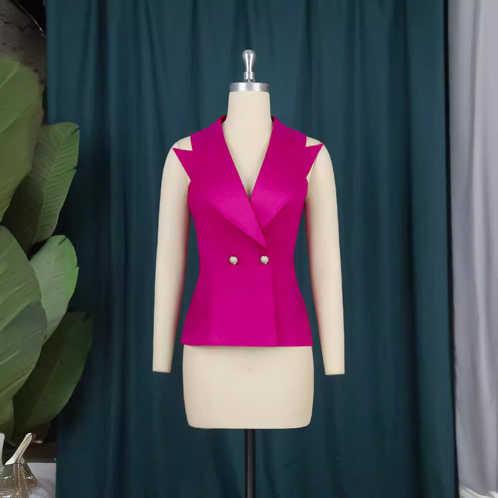 Damen elegantes Blazer-Ensemble mit modernem Schnitt und feinen Knopfdetails Echo Archiv