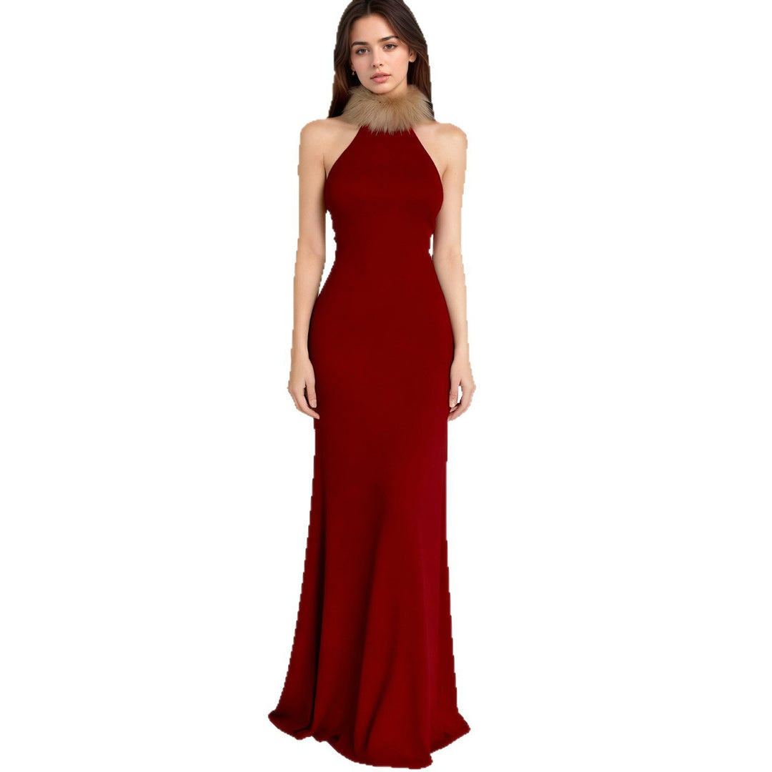 Damen Elegantes Maxikleid mit luxuriösem Kunstpelzkragen Echo Archiv