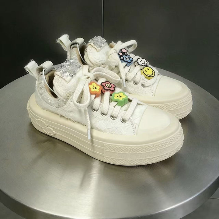 Damen Sneakers mit glitzernden Applikationen und hochgezogenem Plateau Echo Archiv
