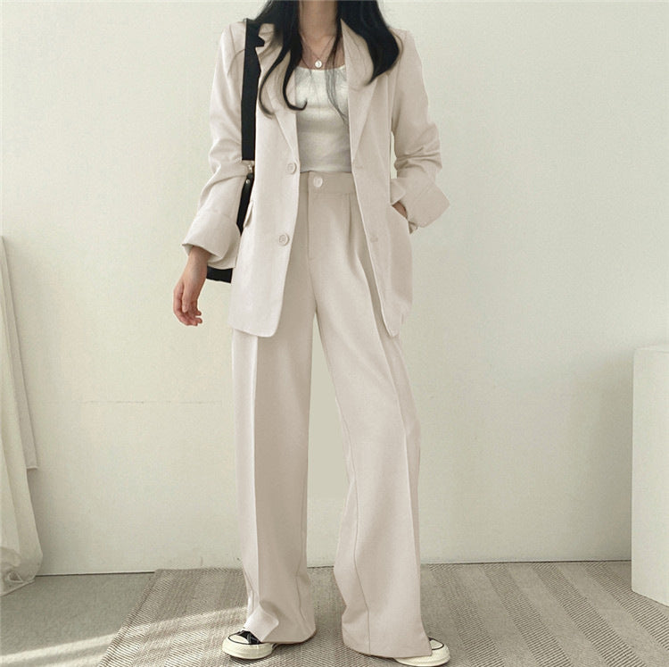 Damen Stilvolles Blazer-Set Echo Archiv