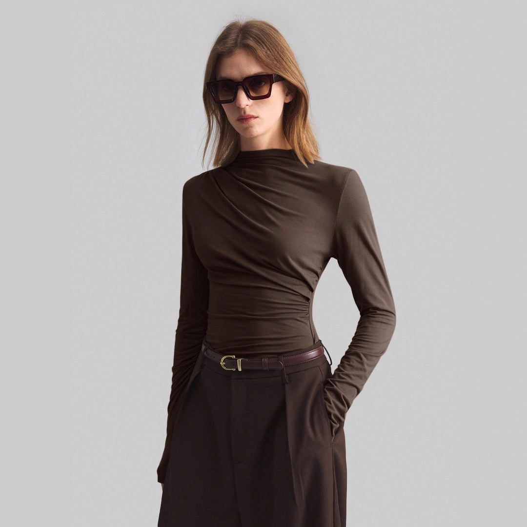 Damen nan schmal geschnittenes Langarmshirt mit asymmetrischer Drapierung und seitlicher Raffung Echo Archiv