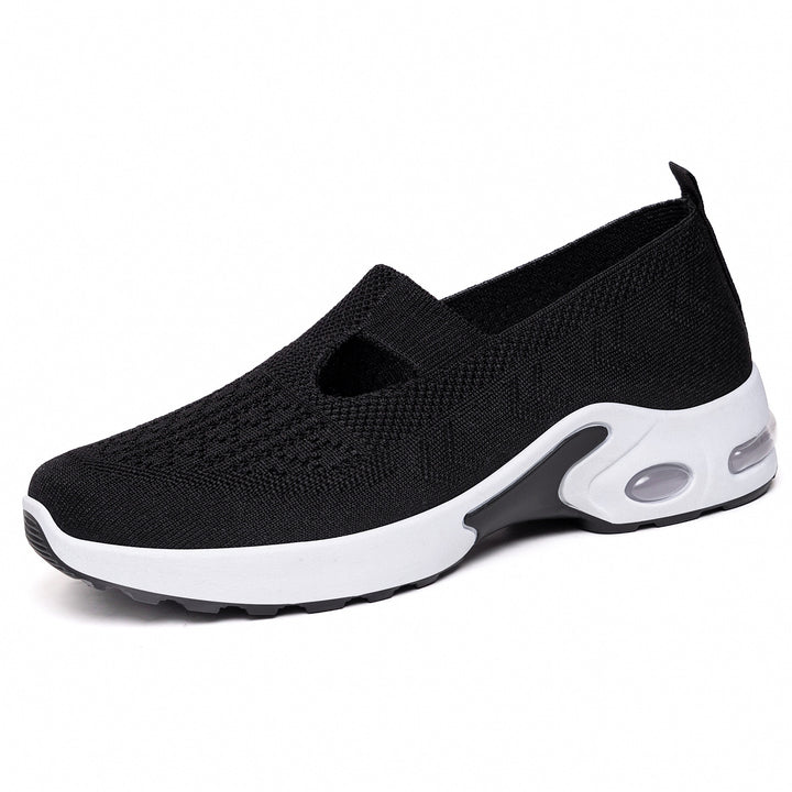 Damen nan gestrickter Schlupf-Sportslipper mit elastischem Einstieg, Cut-Out-Detail und sichtbarer Luftdämpfung Echo Archiv