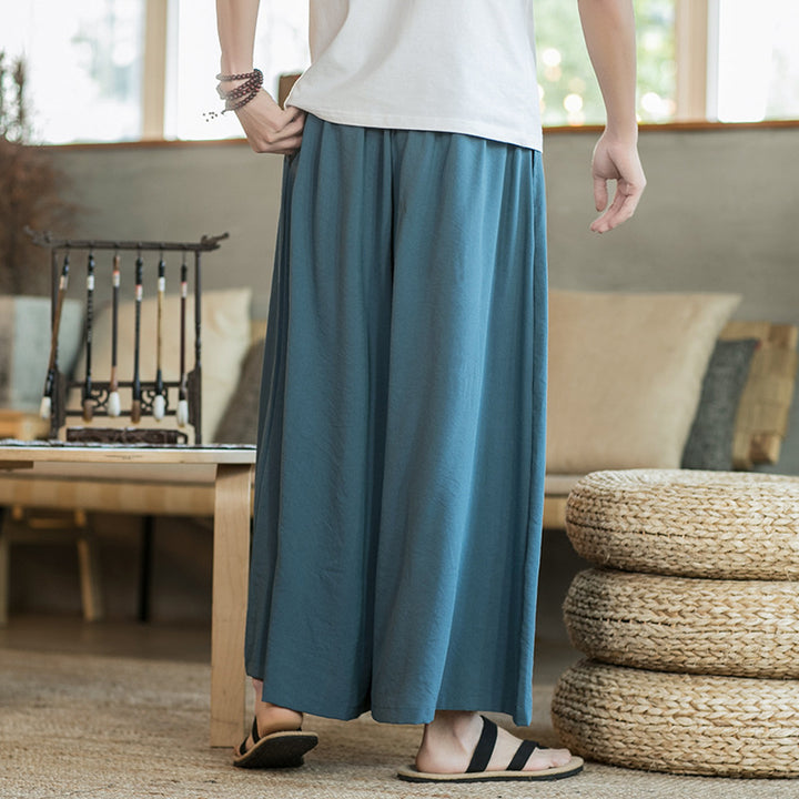 Herren Lässige und elegante Palazzo-Hose mit dekorativem Gürtel Echoarchiv