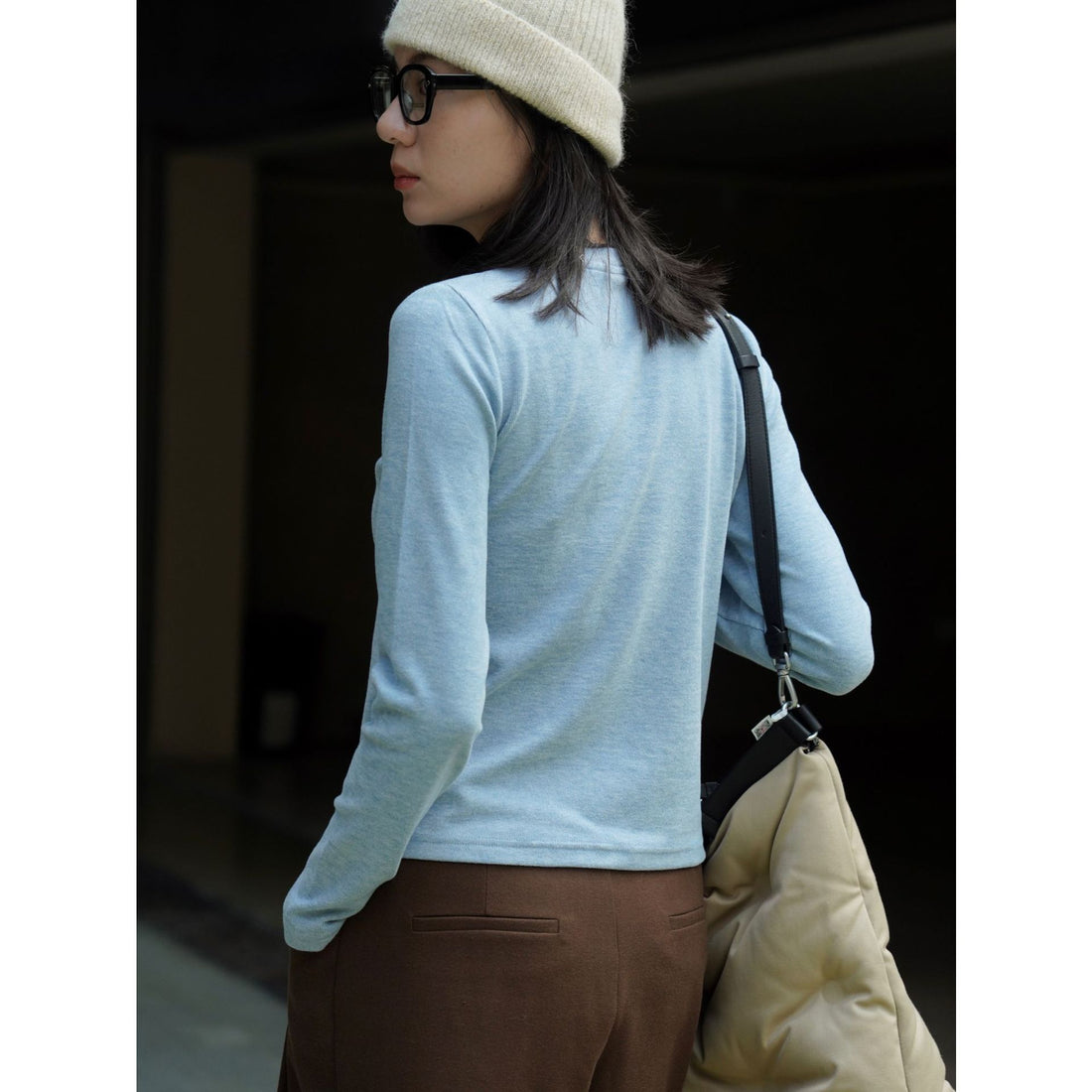 Damen Feiner Rundhals-Pullover aus Baumwoll‑Mix mit leicht taillierter Silhouette Echoarchiv