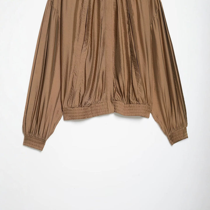 Damen Plissiertes Blouson-Top mit Rundhalsausschnitt, Ballonärmeln und gesmoktem Saum Echo Archiv