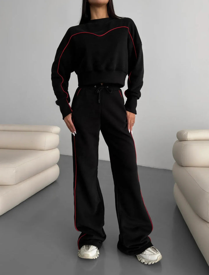 Damen kurzes Oversize-Sweatshirt mit Kordelzug-Jogginghose und Kontrastnähten – Avérine