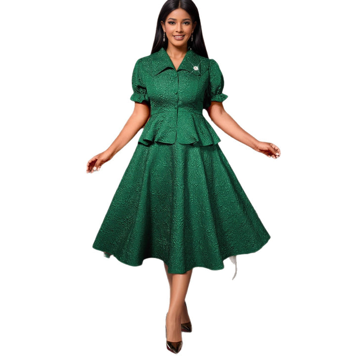 Damen Elegantes Wickelkleid mit extravagantem Taillenschnitt Echo Archiv