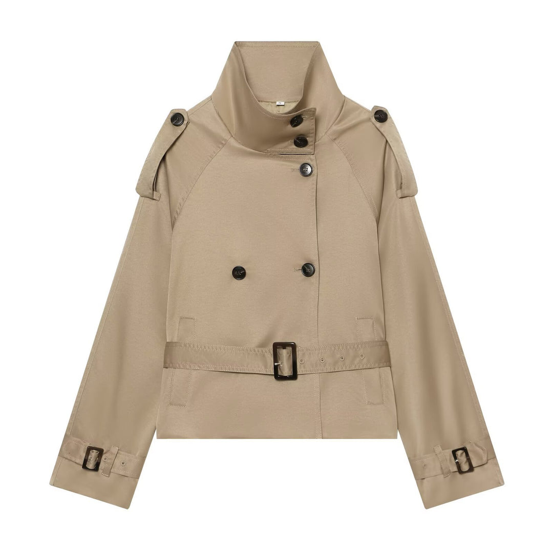 Damen Kurze taillierte Trenchjacke im Cape‑Look mit hohem Funnelkragen und Schnallenmanschetten Echoarchiv