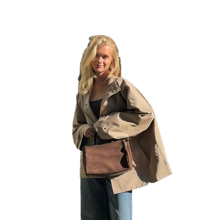 Damen Oversize Kurzmantel im Trench‑Look mit kastiger Silhouette und verdeckter Druckknopfleiste Echoarchiv