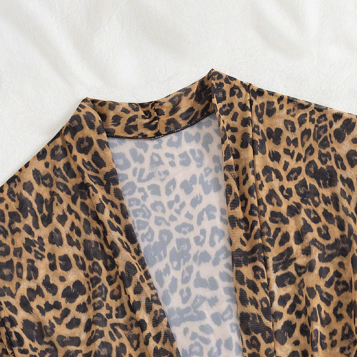 Damen luftiger Strandüberwurf mit trendy Leopardenprint Echo Archiv