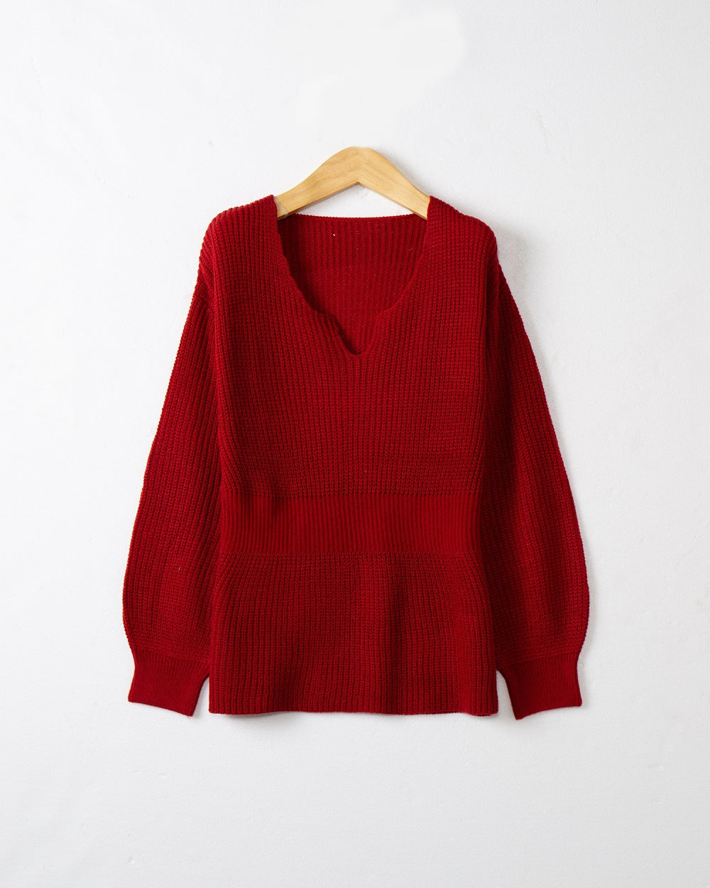 Damen Lockerer Feinstrick-Pullover mit V-Notch-Ausschnitt, Tailliertem Rippbund und Ballonärmeln Echo Archiv