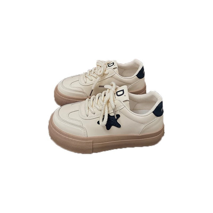 Damen Sportliche Sneakers mit verspielten Stern-Applikationen und bequemer Sohle Echo Archiv