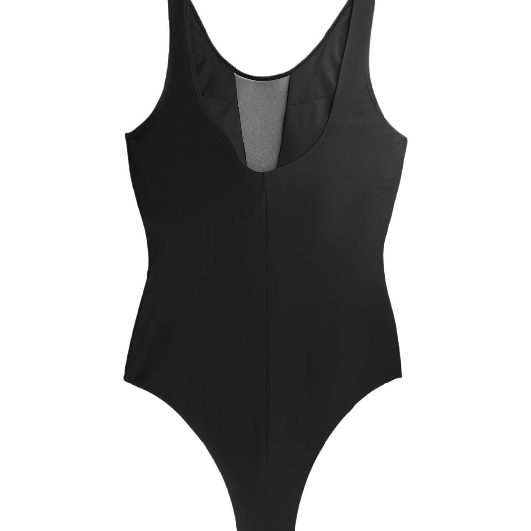 Damen Sportlicher Einteiler mit tiefem V-Ausschnitt und transparenten Mesh-Details Echo Archiv