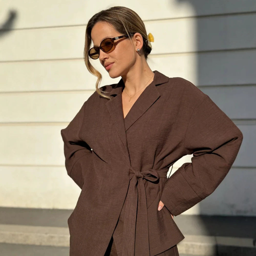Damen Wickel-Blazer mit Bindegürtel, lässigem Oversize‑Schnitt und Reverskragen Echoarchiv