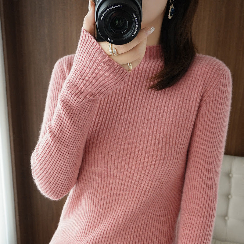 Damen Luxus-Feinstrickpullover mit schmaler Rippenstruktur und kurzem Stehkragen Echoarchiv