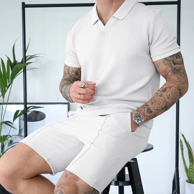 Herren Kurzarm Polohemd mit sportlichem Schnitt und Bundshorts Echoarchiv
