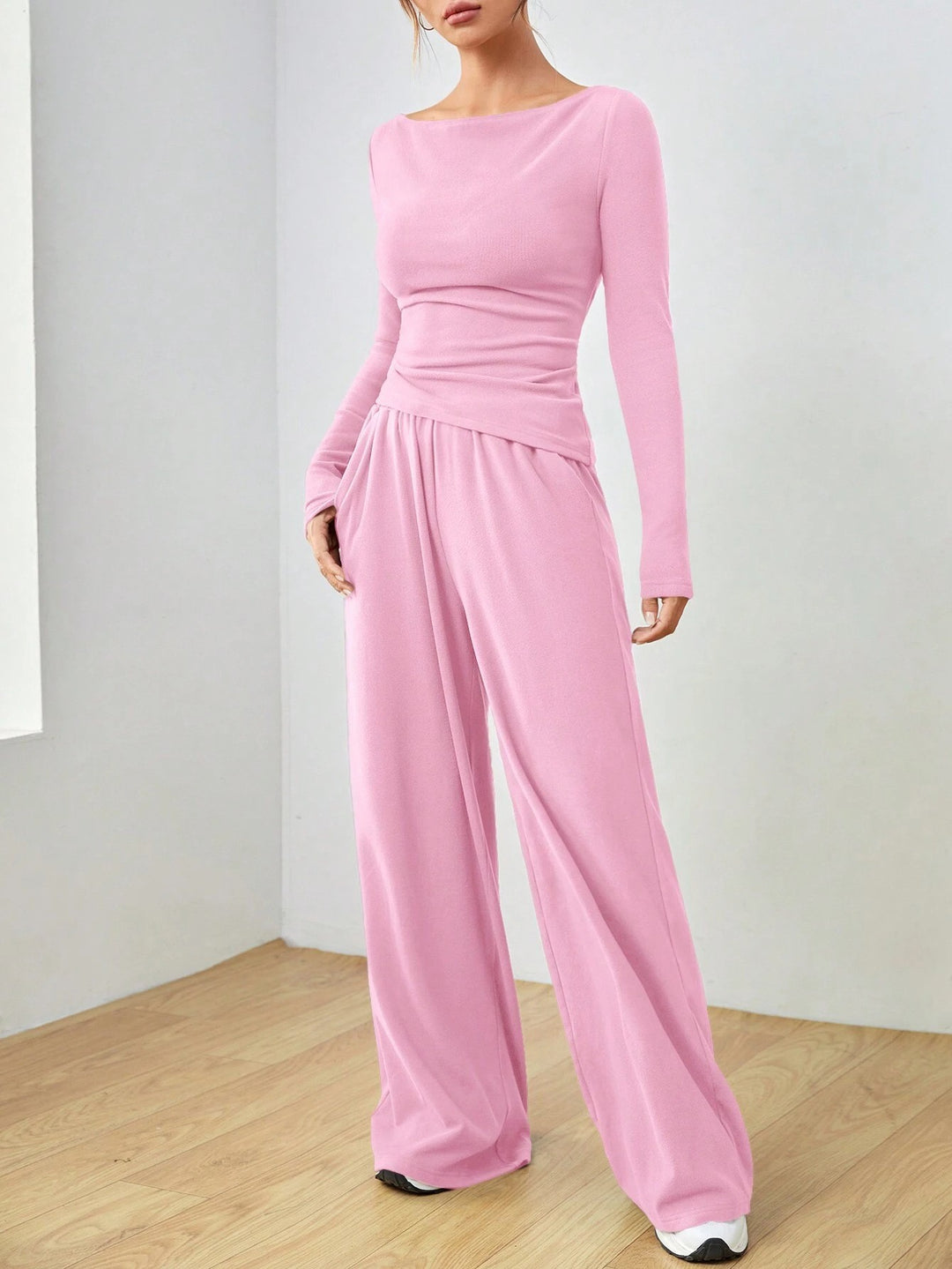 Damen Lässiges Two‑Piece Lounge‑Set mit U‑Boot‑Ausschnitt, taillierter Drapierung und weitem Palazzohose Echo Archiv